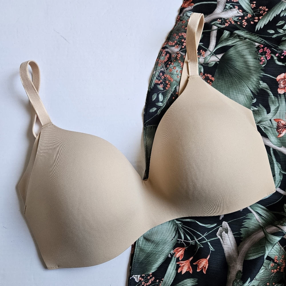 Knix WingWoman Contour Bra Size 6